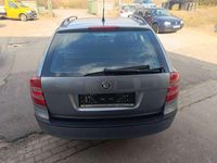 Gebraucht Skoda Octavia Elegance 150 PS (110 kW) 2007 Stone grau metallic Kombi