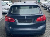 Gebraucht BMW 214 Active Tourer Basis 95 PS (69 kW) 2015 Grau Van / Kleinbus