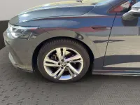 Gebraucht VW Golf VIII R-line 190 PS (139 kW) 2024 Grau Limousine
