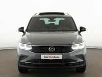 gebraucht VW Tiguan 2.0 TDI DSG Active Navi Standhzg. AHK Pano.dach RFK IQ.Light Matrix LED ACC HUD Keyless 18" LMR AID HiFi HK