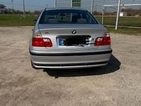 Gebraucht BMW 316 115 PS (84 kW) 2005 Silber Limousine