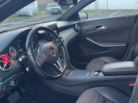 Gebraucht Mercedes CLA220 170 PS (125 kW) 2013 Weiß Limousine