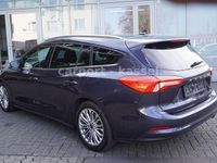 Gebraucht Ford Focus Titanium 150 PS (110 kW) 2020 Blau Kombi