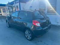 Gebraucht Renault Clio III Night&Day 75 PS (55 kW) 2011 Schwarz Kleinwagen