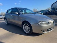 Gebraucht Alfa Romeo 147 Progression 120 PS (88 kW) 2007 Silber Kleinwagen