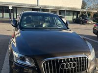 Second-hand Audi Q5 S-Line 150 CP (110 kW) 2016 Negru SUV