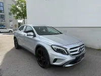 Gebraucht Mercedes GLA180 122 PS (89 kW) 2016 Silber SUV
