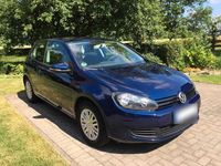 Gebraucht VW Golf VI 105 PS (77 kW) 2010 Blau Kleinwagen