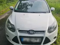 Gebraucht Ford Focus 125 PS (91 kW) 2014 Weiß Limousine