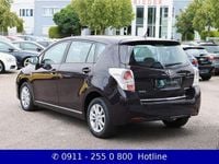 Gebraucht Toyota Verso Edition 132 PS (97 kW) 2011 Violett Van / Kleinbus