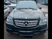 Gebraucht Mercedes ML280 190 PS (139 kW) 2006 Schwarz SUV
