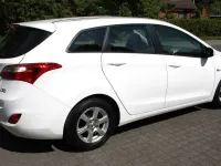 Gebraucht Hyundai i30 Classic 110 PS (80 kW) 2016 Weiß Limousine