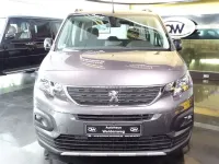 Gebraucht Peugeot Rifter Allure 102 PS (75 kW) 2022 Grau metallic Van / Kleinbus