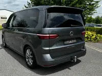 Gebraucht VW Multivan 150 PS (110 kW) 2022 Grau Van / Kleinbus