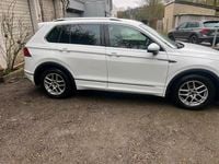 Gebraucht VW Tiguan R-line 150 PS (110 kW) 2018 Weiß SUV