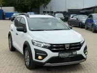 Gebraucht Dacia Sandero Essentiel 91 PS (66 kW) 2021 Weiß SUV