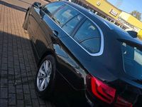 Gebraucht BMW 520 184 PS (135 kW) 2011 Schwarz Kombi