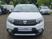 Gebraucht Dacia Logan MCV Stepway 95 PS (69 kW) 2019 Weiß Kombi