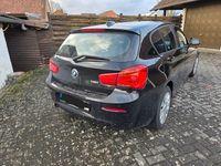Gebraucht BMW 116 109 PS (80 kW) 2016 Schwarz Kleinwagen