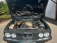 Gebraucht BMW 520 125 PS (91 kW) 1984 Grün Limousine