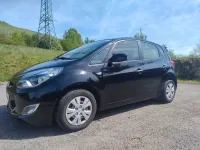 Gebraucht Hyundai ix20 Comfort 90 PS (66 kW) 2013 Schwarz Kleinwagen