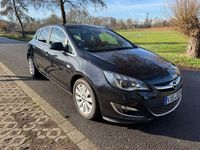 Gebraucht Opel Astra Edition 140 PS (102 kW) 2013 Schwarz Limousine