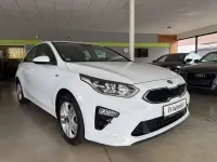 Usado Kia Ceed Vision 140 CV (102 kW) 2021 Blanco Utilitario