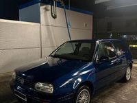 Gebraucht VW Golf III 75 PS (55 kW) 1996 Blau Kleinwagen