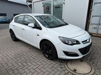 Gebraucht Opel Astra 87 PS (63 kW) 2012 Weiß Limousine