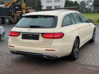 Gebraucht Mercedes E200 Avantgarde 160 PS (117 kW) 2022 Beige Kombi