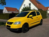 Gebraucht VW Fox 54 PS (39 kW) 2006 Gelb Kleinwagen