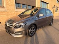 Gebraucht Mercedes B180 122 PS (89 kW) 2016 Grau Van / Kleinbus