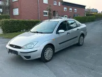 Gebraucht Ford Focus 74 PS (54 kW) 2001 Silber Limousine