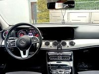 Gebraucht Mercedes E220 194 PS (142 kW) 2019 Grau Limousine