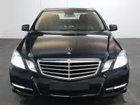 Gebraucht Mercedes E220 Avantgarde 170 PS (125 kW) 2012 Obsidianschwarz  me (metallic) Limousine