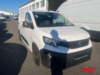 Gebraucht Peugeot Partner Premium 99 PS (72 kW) 2019 Lack weiss banquise/typ aussen Van / Kleinbus
