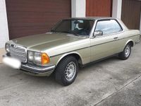 Gebraucht Mercedes 280 180 PS (132 kW) 1982 Grün Coupé