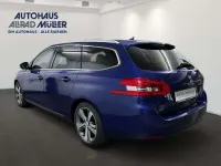Gebraucht Peugeot 308 SW Allure 131 PS (96 kW) 2020 Magneticblau metallic Kombi