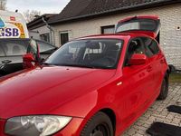 Gebraucht BMW 120 170 PS (125 kW) 2011 Rot Kleinwagen