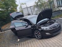 Gebraucht Opel Astra 179 PS (131 kW) 2012 Braun Kombi