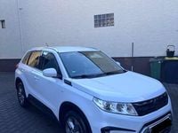 Gebraucht Suzuki Vitara Comfort 120 PS (88 kW) 2015 Weiß SUV