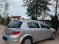 Gebraucht Opel Astra 105 PS (77 kW) 2006 Silber Limousine
