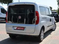 Gebraucht Fiat Doblò 105 PS (77 kW) 2021 Silber Van / Kleinbus