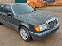 Gebraucht Mercedes E260 160 PS (117 kW) 1990 Schwarz Limousine