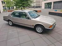 Gebraucht BMW 745 Executive 252 PS (185 kW) 1985 Beige Limousine