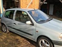Gebraucht Renault Clio II 107 PS (78 kW) 1999 Silber Kleinwagen