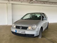 Gebraucht VW Polo 64 PS (47 kW) 2003 Silber Limousine