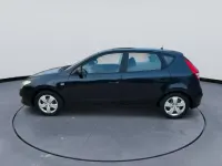 Gebraucht Hyundai i30 Edition+ 109 PS (80 kW) 2010 Schwarz Limousine