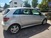 Gebraucht Mercedes B200 140 PS (102 kW) 2006 Silber Van / Kleinbus