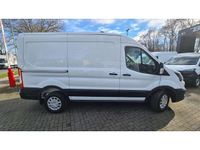 Gebraucht Ford Transit Trend 131 PS (96 kW) 2024 Weiss Van